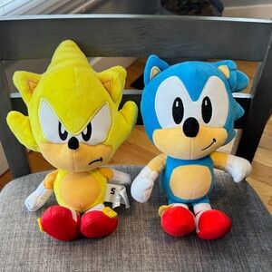 Sega Sonic the Hedgehog Yellow and Blue Sonic plush